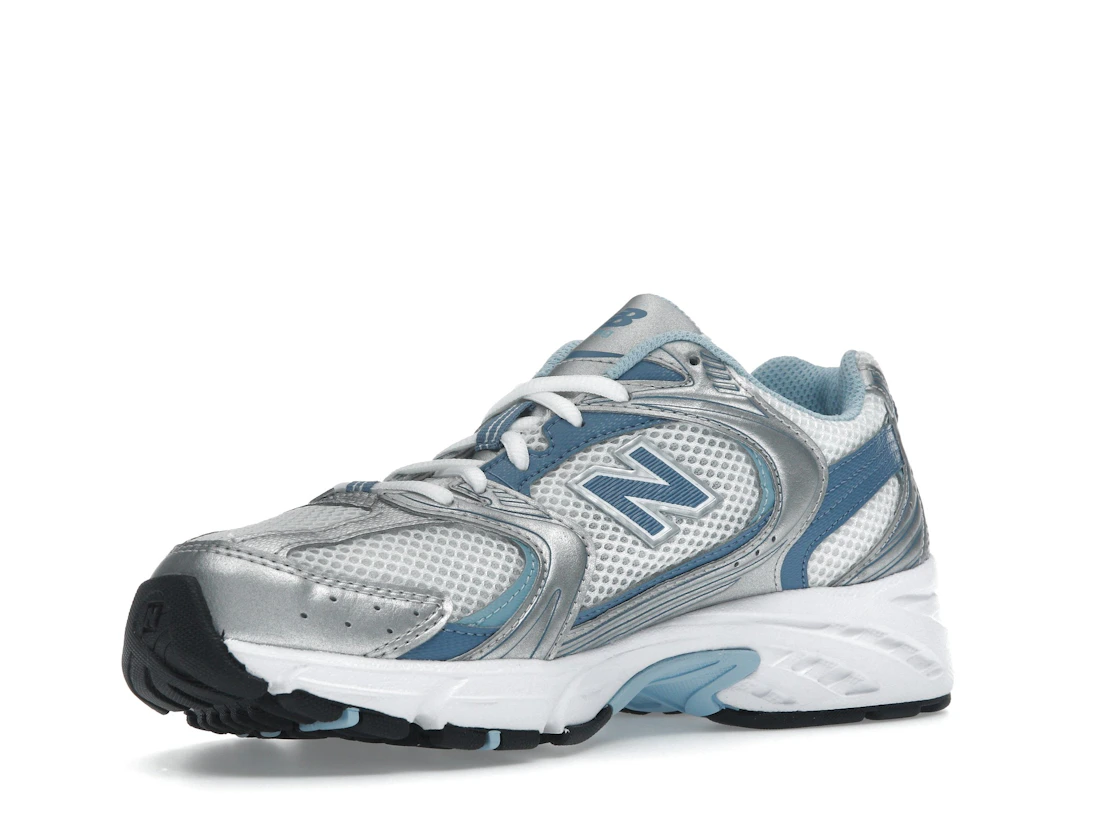 Vue 15 de New Balance 530 Silver Metallic Heron Blue