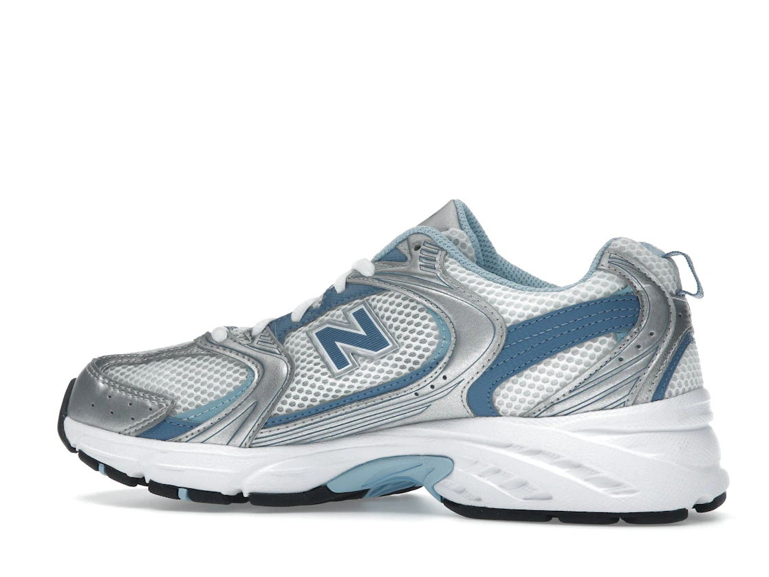 Vue 21 de New Balance 530 Silver Metallic Heron Blue