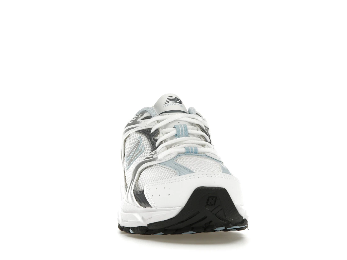 Vue 9 de New Balance 530 White Light Chrome Blue