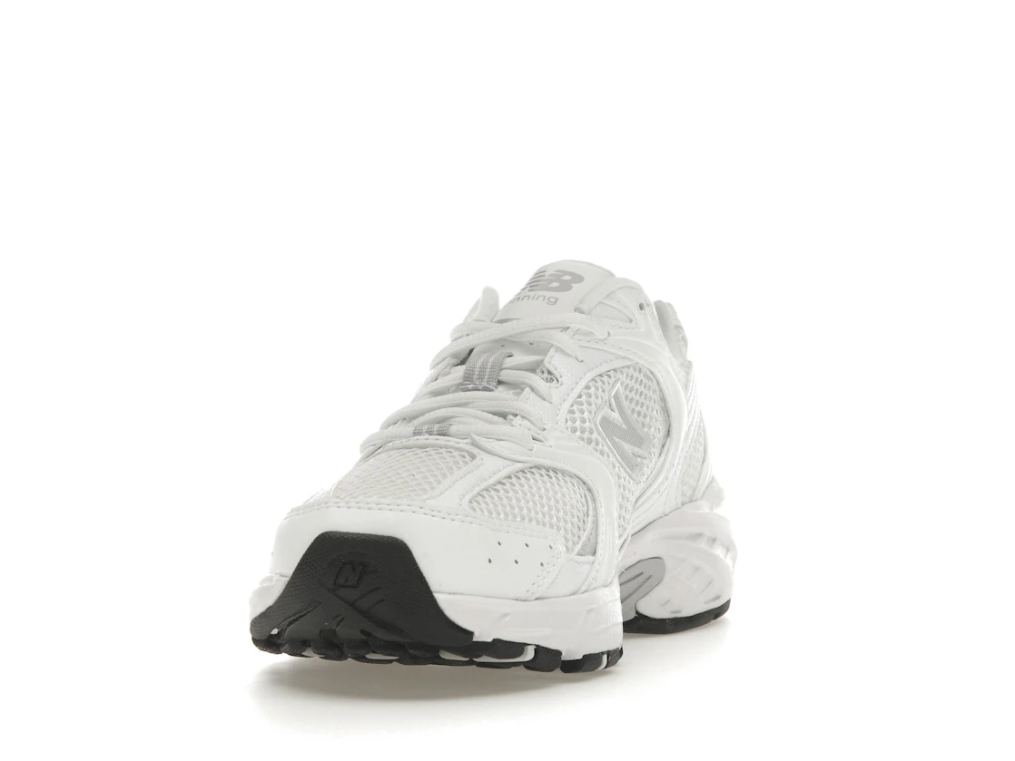 Vue 12 de New Balance 530 White Pearl Grey