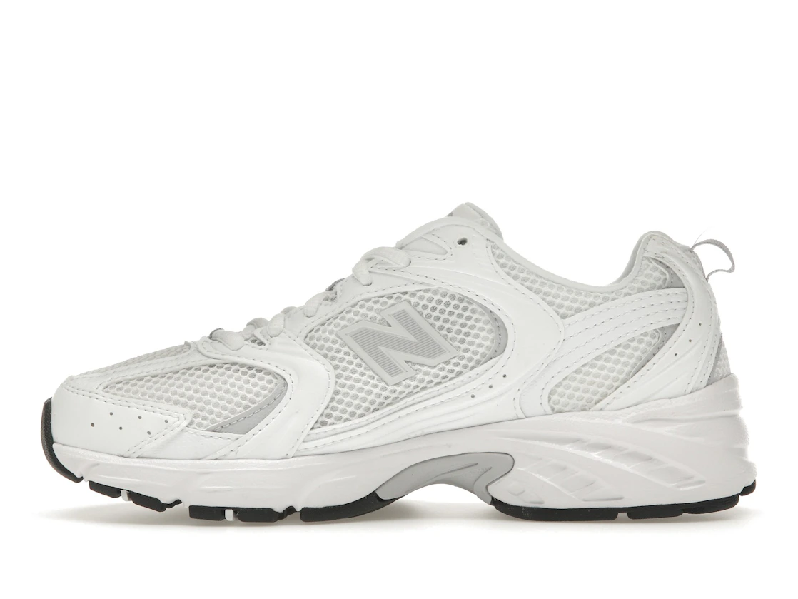 Vue 19 de New Balance 530 White Pearl Grey