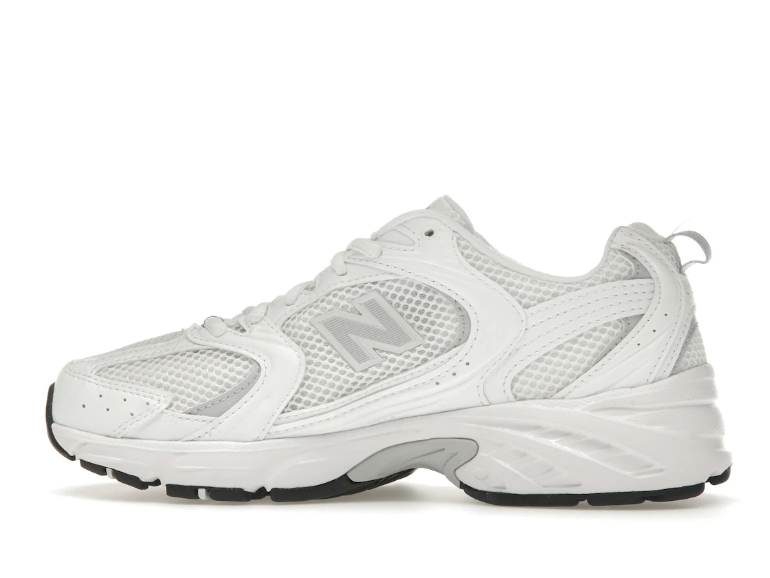 Vue 20 de New Balance 530 White Pearl Grey