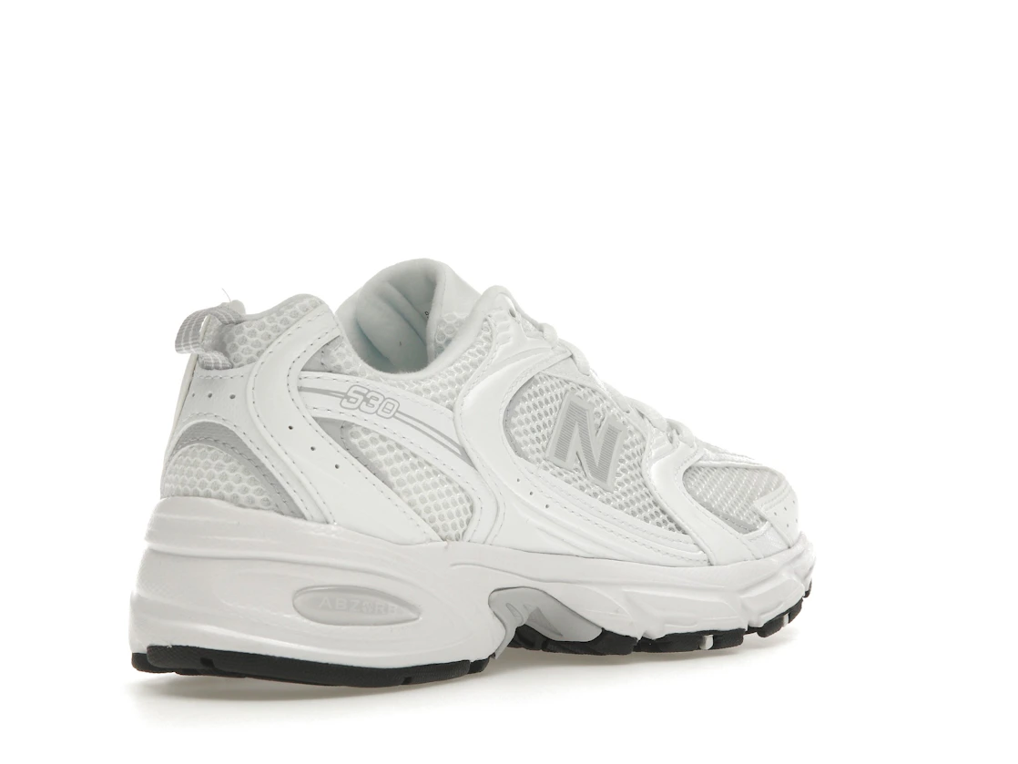 Vue 32 de New Balance 530 White Pearl Grey