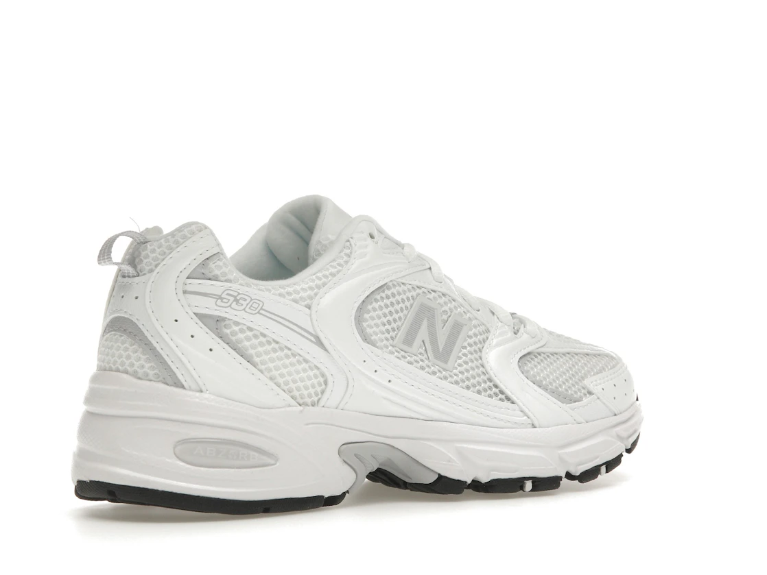 Vue 33 de New Balance 530 White Pearl Grey