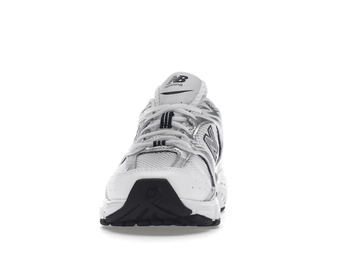 Vue 11 de New Balance 530 White Silver Navy