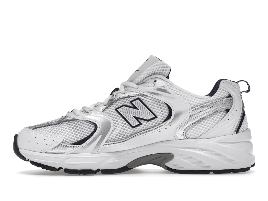 Vue 19 de New Balance 530 White Silver Navy