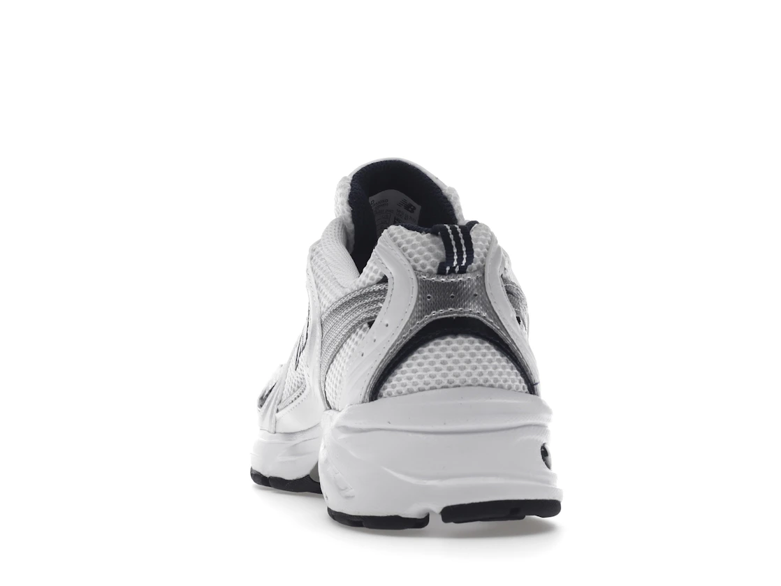 Vue 27 de New Balance 530 White Silver Navy