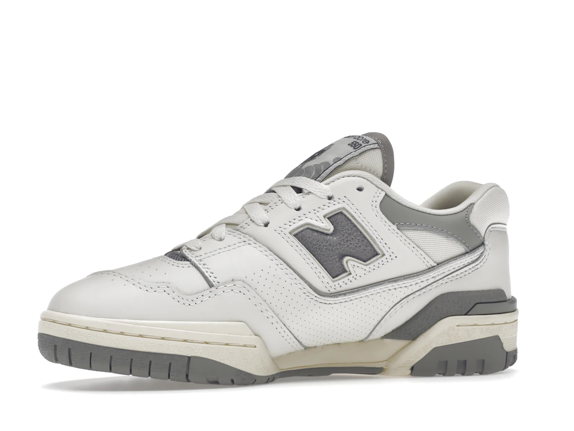 Vue 17 de New Balance 550 Aime Leon Dore White Grey