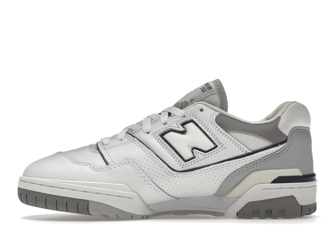 Vue 19 de New Balance 550 Salt and Pepper