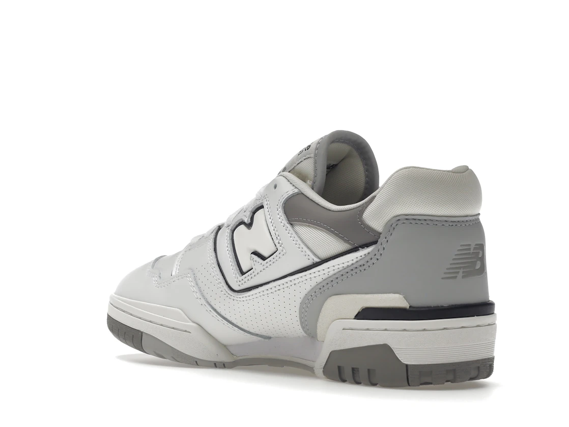 Vue 24 de New Balance 550 Salt and Pepper