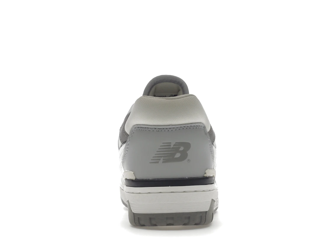 Vue 28 de New Balance 550 Salt and Pepper