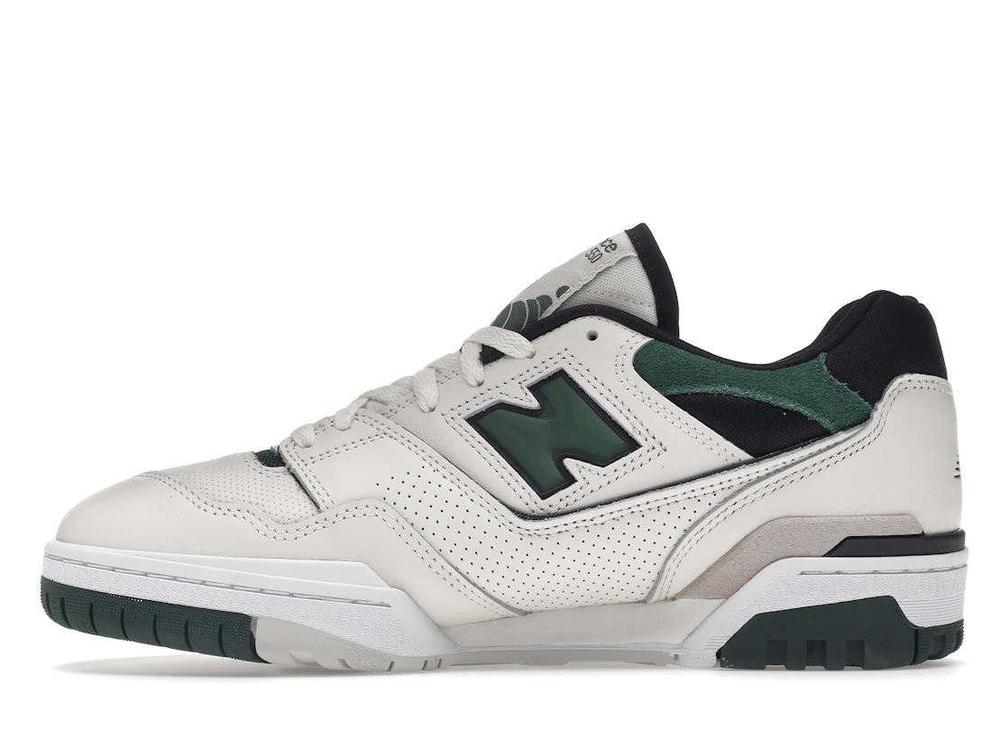 Vue 19 de New Balance 550 Sea Salt Pine Green