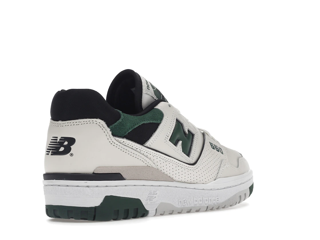 Vue 32 de New Balance 550 Sea Salt Pine Green