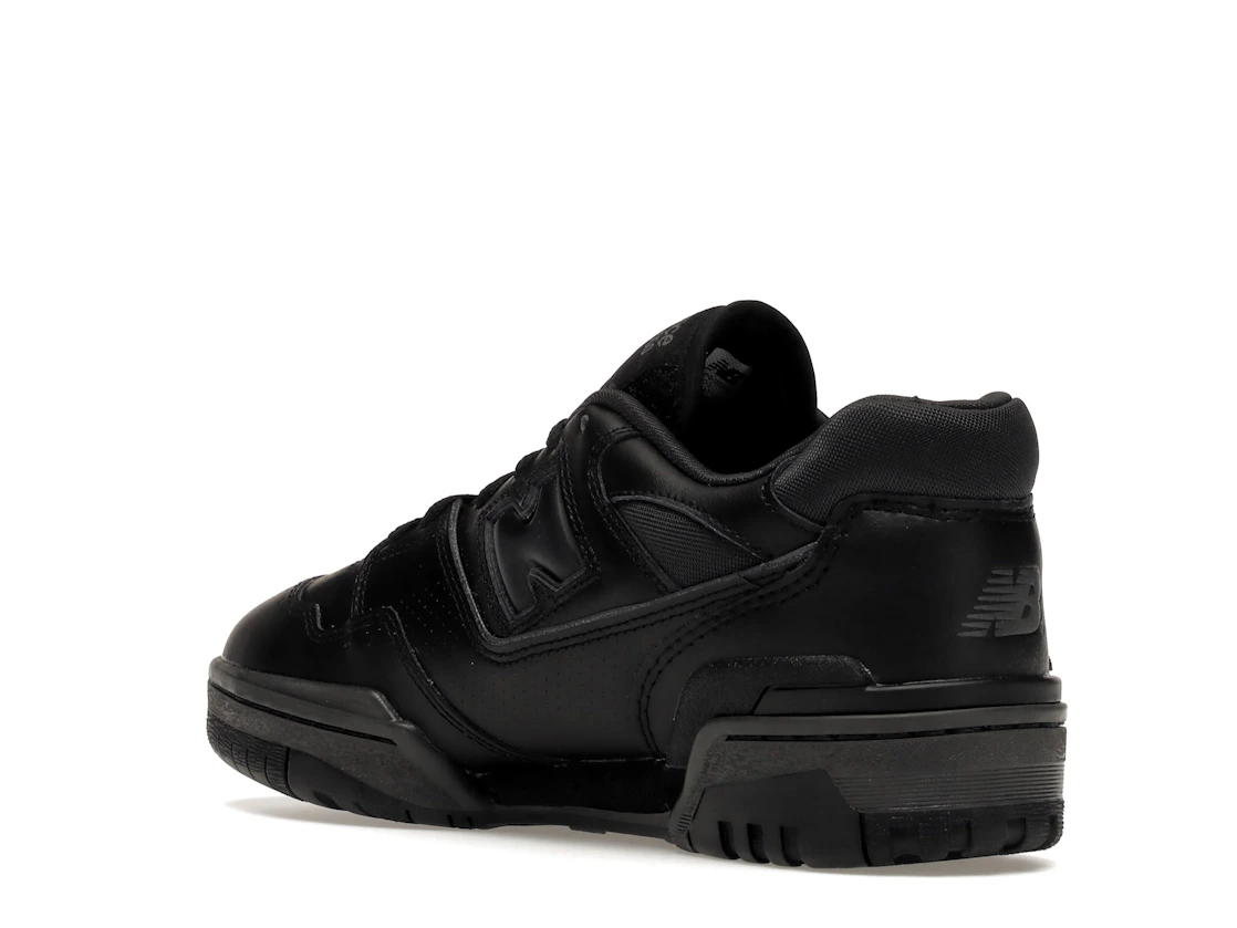 Vue 24 de New Balance 550 Triple Black