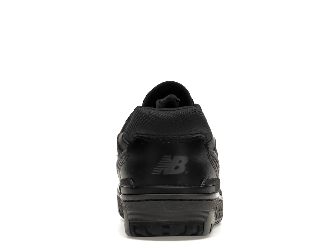 Vue 28 de New Balance 550 Triple Black