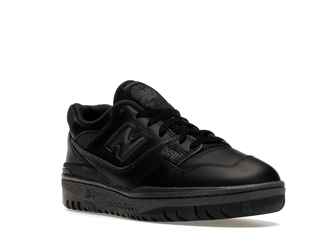 Vue 6 de New Balance 550 Triple Black