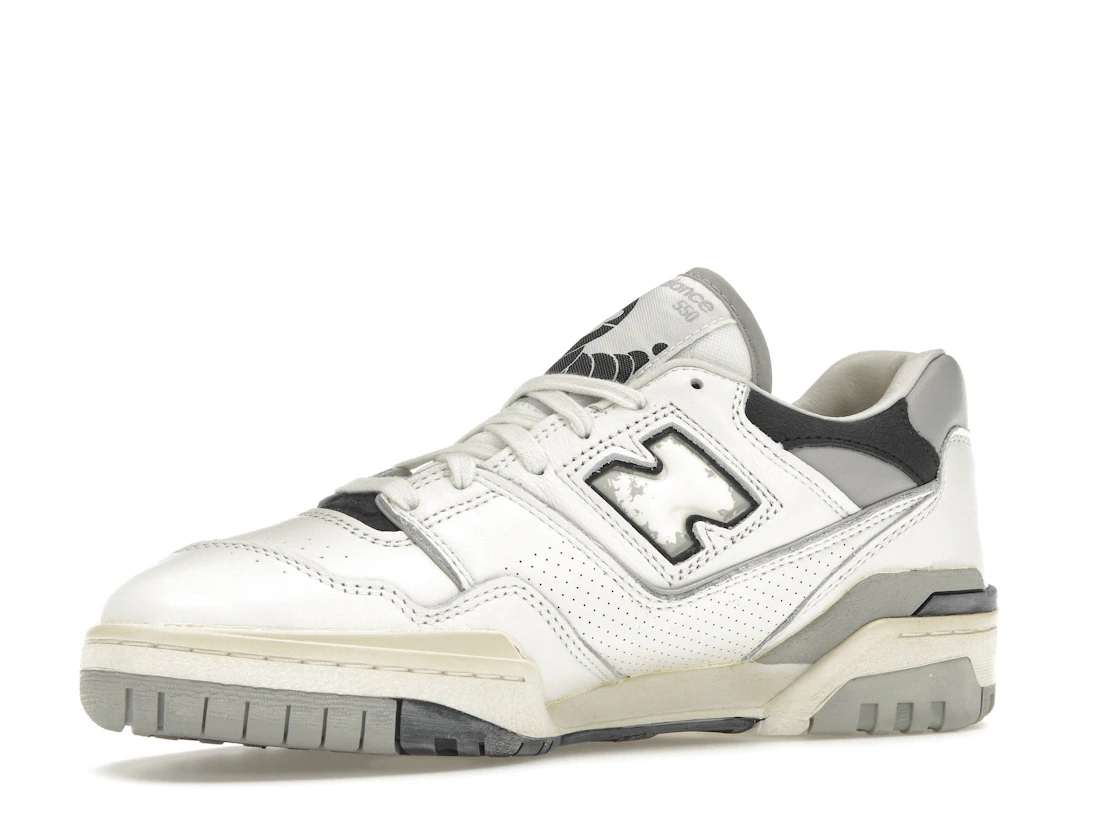Vue 16 de New Balance 550 Vintage Pack Concrete