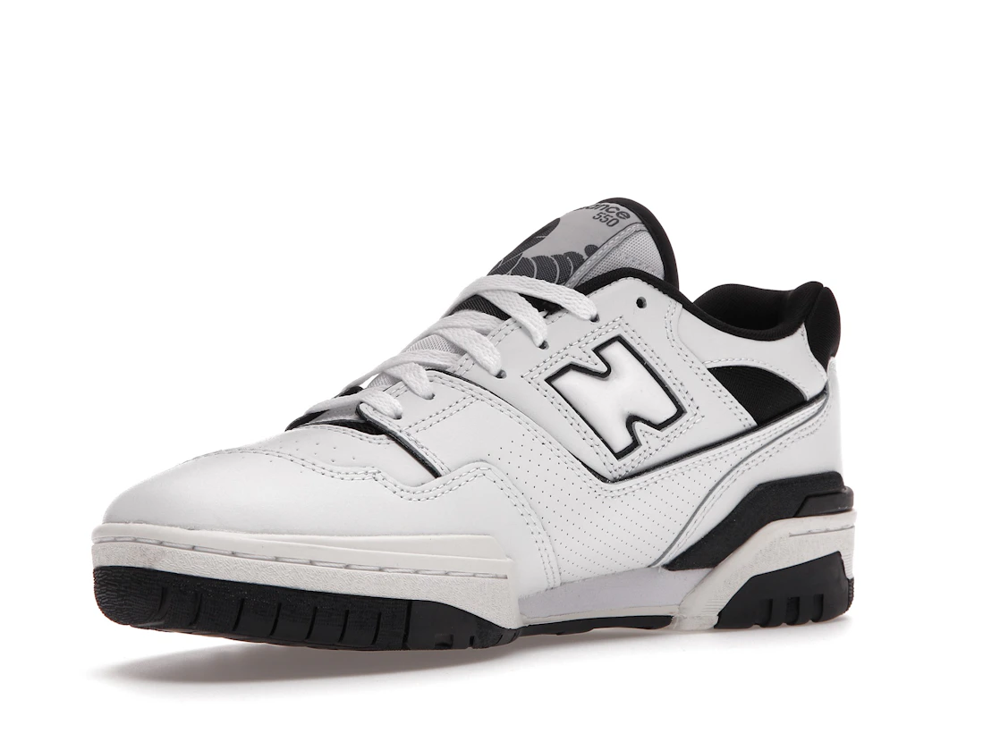 Vue 15 de New Balance 550 White Black