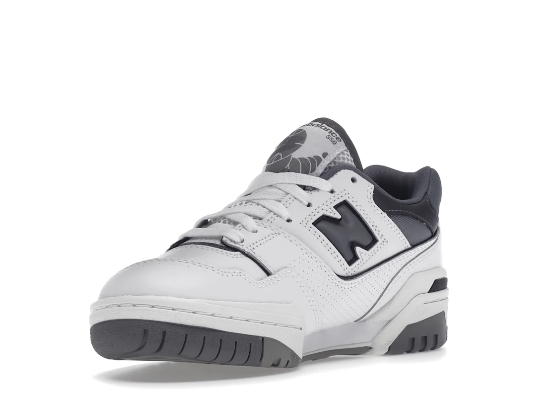 Vue 14 de New Balance 550 White Grey Dark Grey
