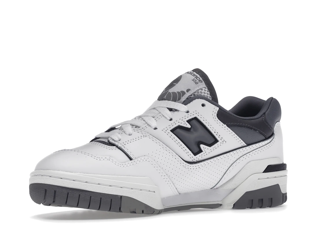 Vue 16 de New Balance 550 White Grey Dark Grey