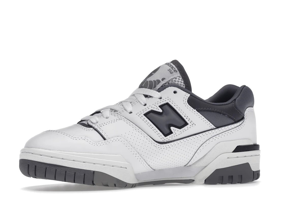 Vue 17 de New Balance 550 White Grey Dark Grey