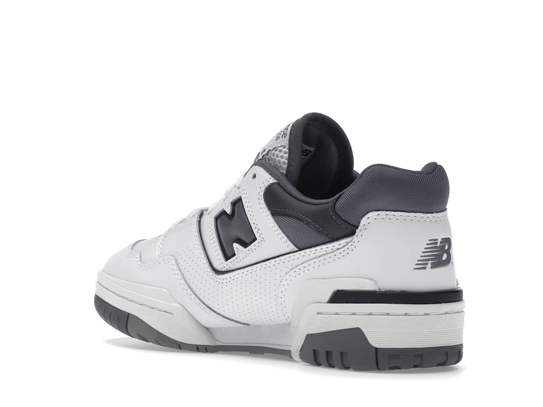 Vue 24 de New Balance 550 White Grey Dark Grey