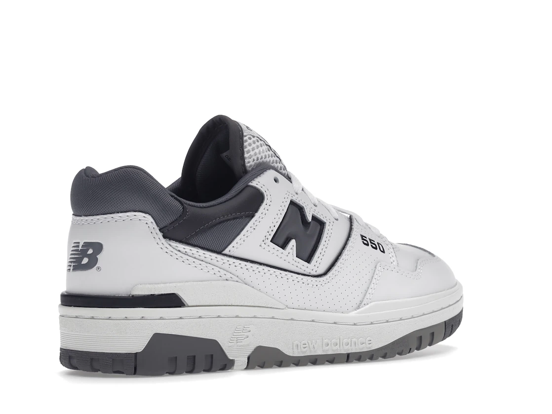 Vue 33 de New Balance 550 White Grey Dark Grey