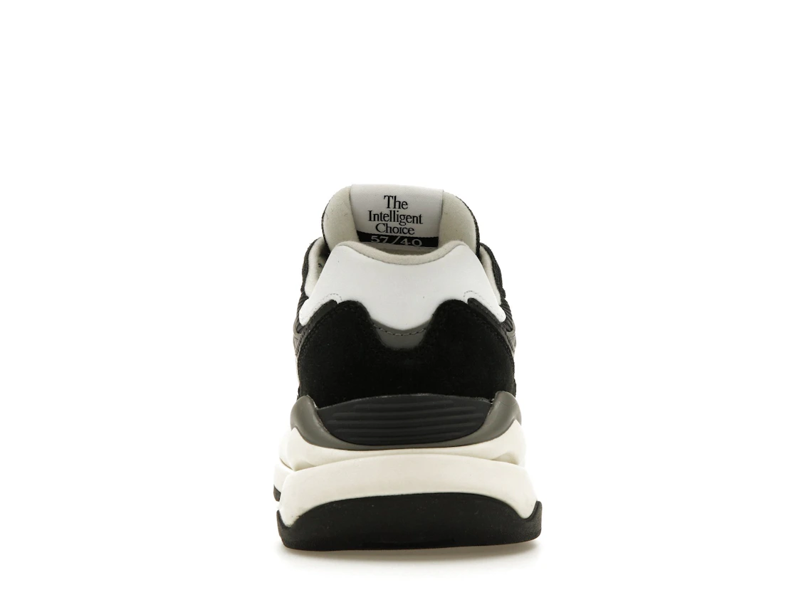 Vue 28 de New Balance 57/40 Black Sea Salt White 