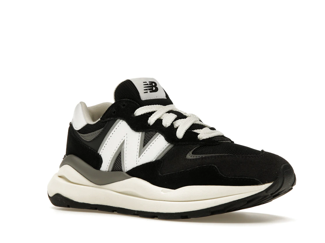 Vue 5 de New Balance 57/40 Black Sea Salt White 
