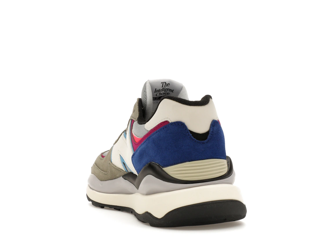 Vue 26 de New Balance 57/40 Incubation Grey Pink Zing