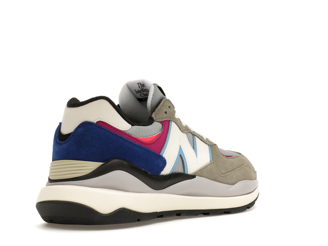 Vue 32 de New Balance 57/40 Incubation Grey Pink Zing