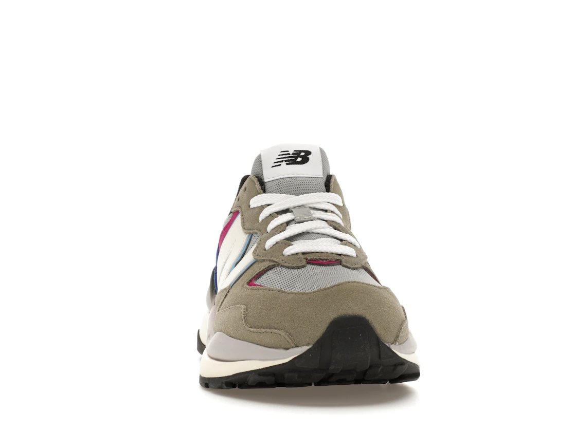 Vue 9 de New Balance 57/40 Incubation Grey Pink Zing