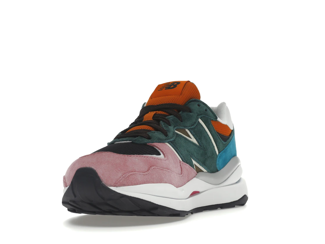 Vue 13 de New Balance 57/40 Pink Lemonade Green Black Orange