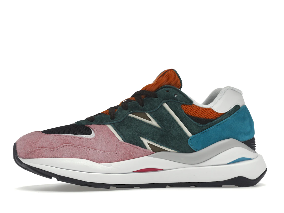 Vue 18 de New Balance 57/40 Pink Lemonade Green Black Orange