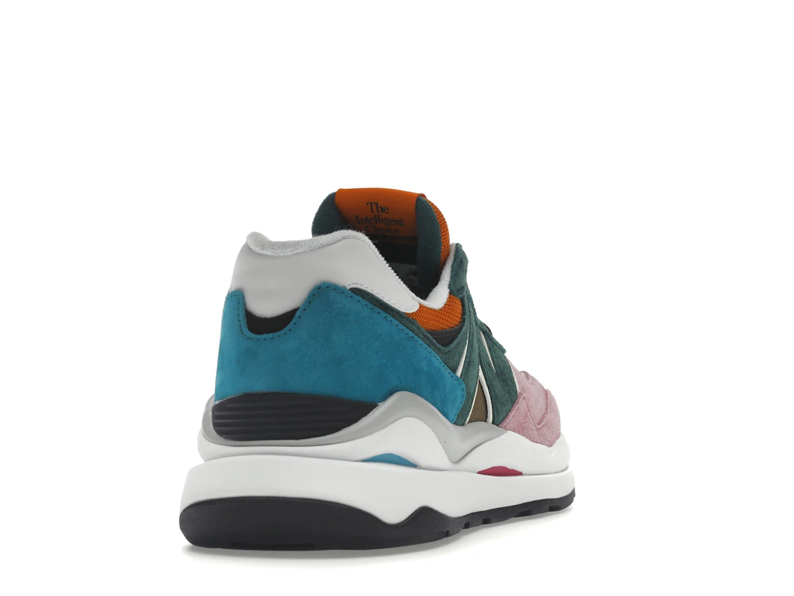 Vue 30 de New Balance 57/40 Pink Lemonade Green Black Orange