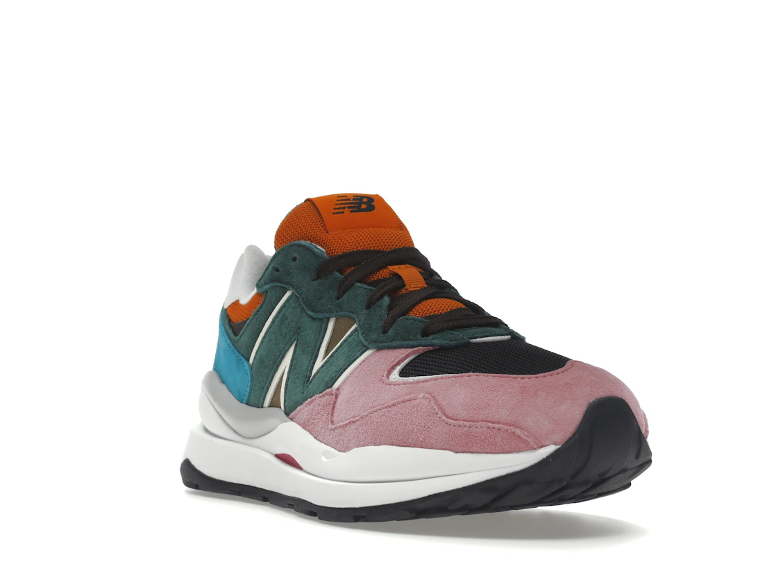 Vue 7 de New Balance 57/40 Pink Lemonade Green Black Orange