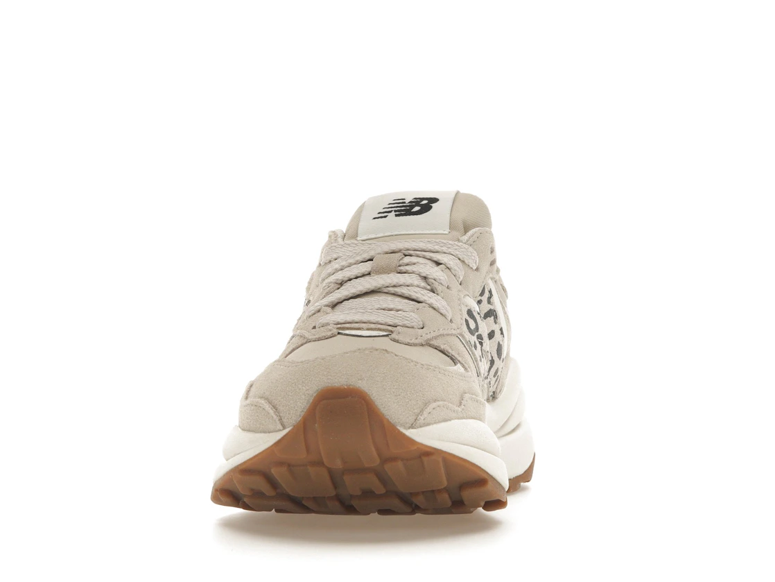 Vue 11 de New Balance 57/40 Timberwolf 