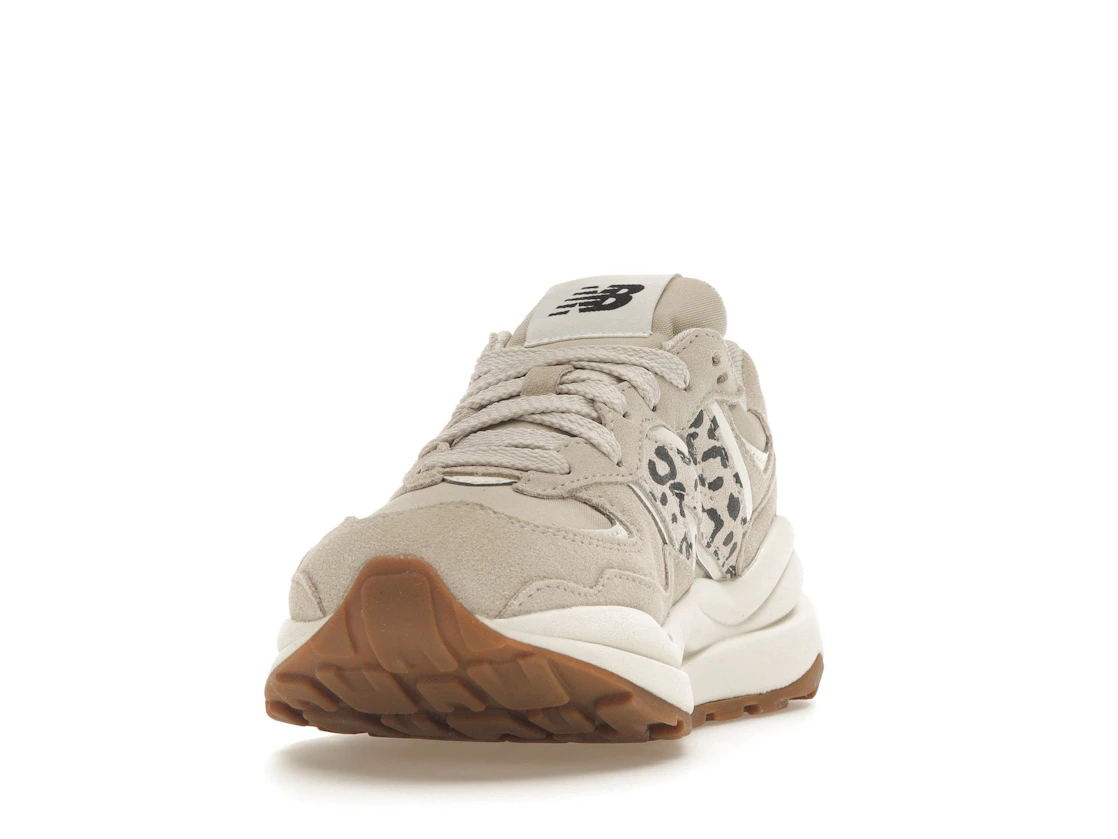 Vue 12 de New Balance 57/40 Timberwolf 