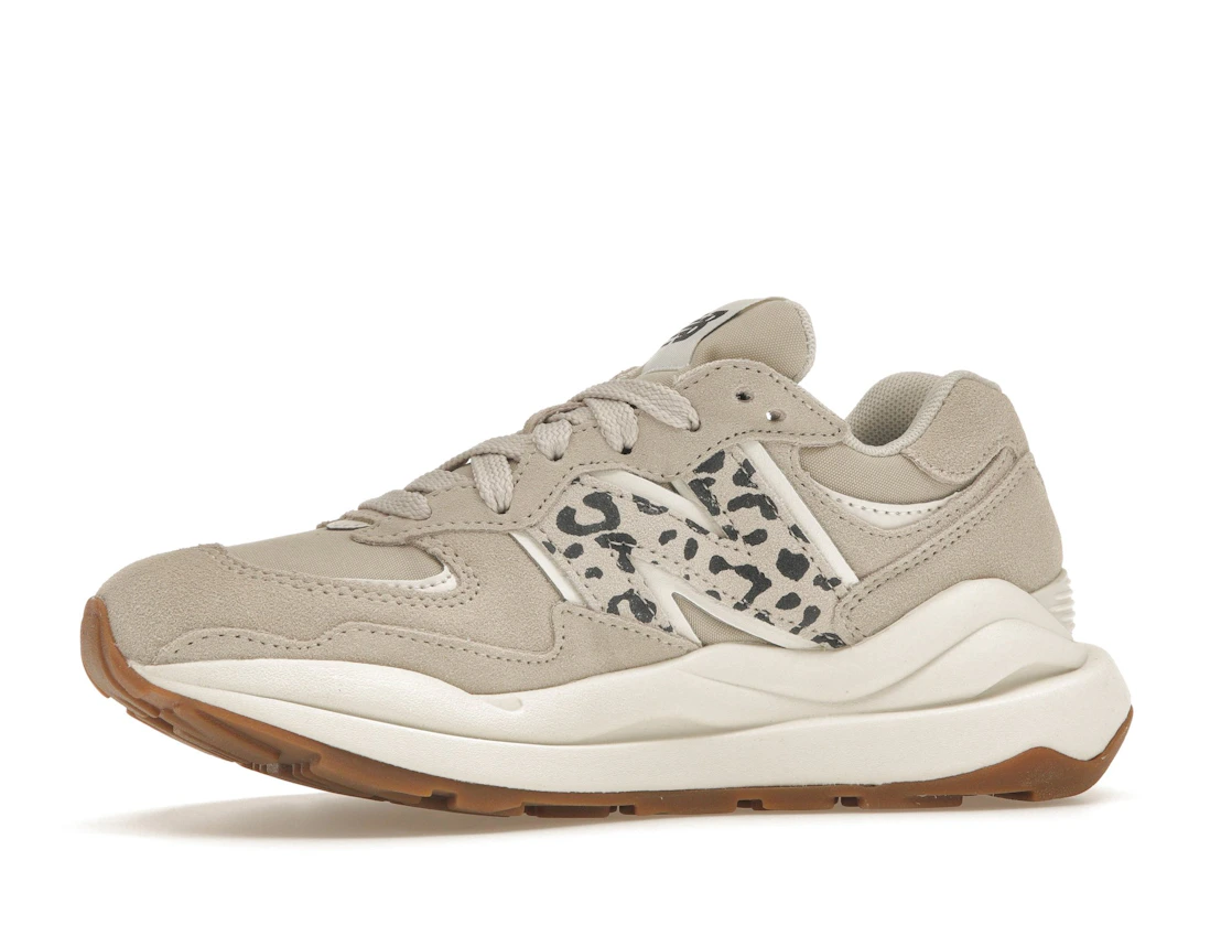 Vue 17 de New Balance 57/40 Timberwolf 