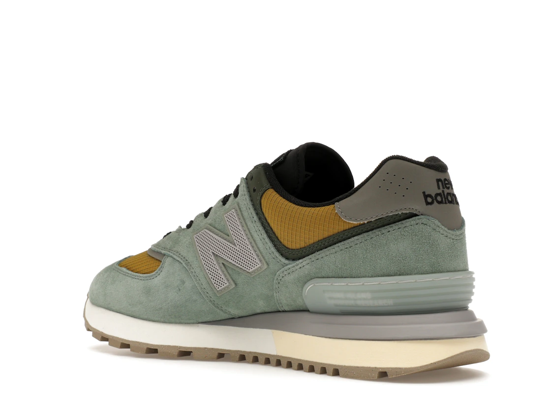 Vue 23 de New Balance 574 Legacy Stone Island Light Green