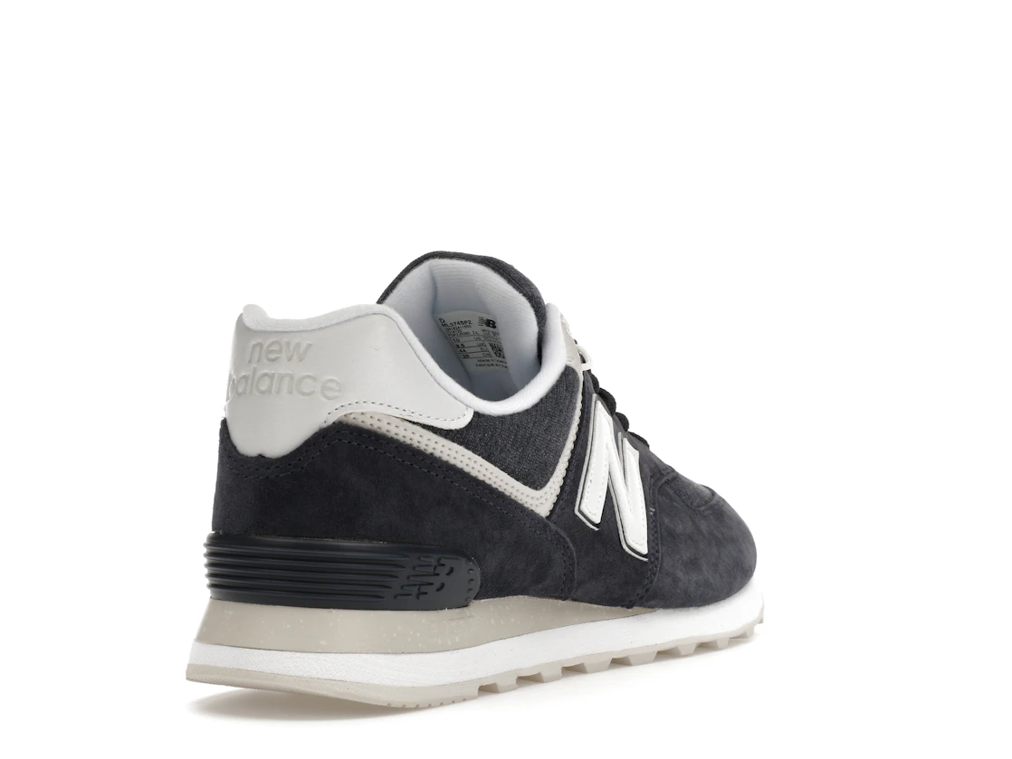 Vue 31 de New Balance 574 Fleece Navy