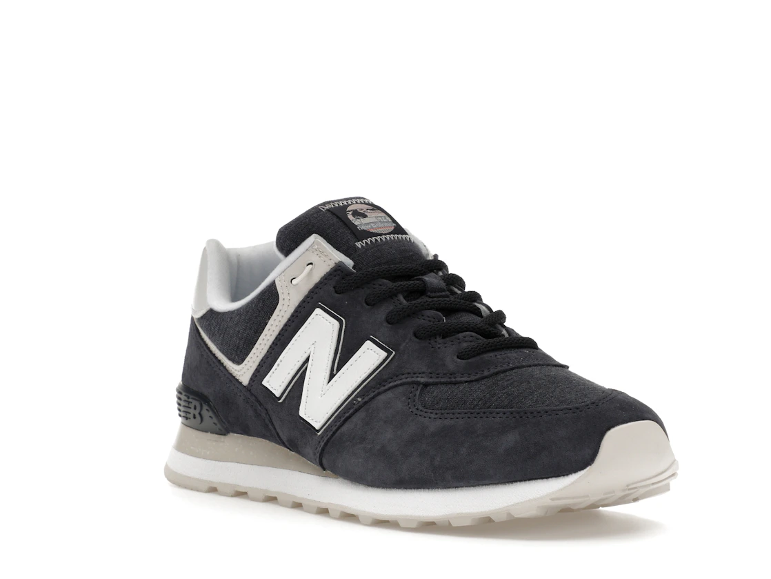 Vue 6 de New Balance 574 Fleece Navy