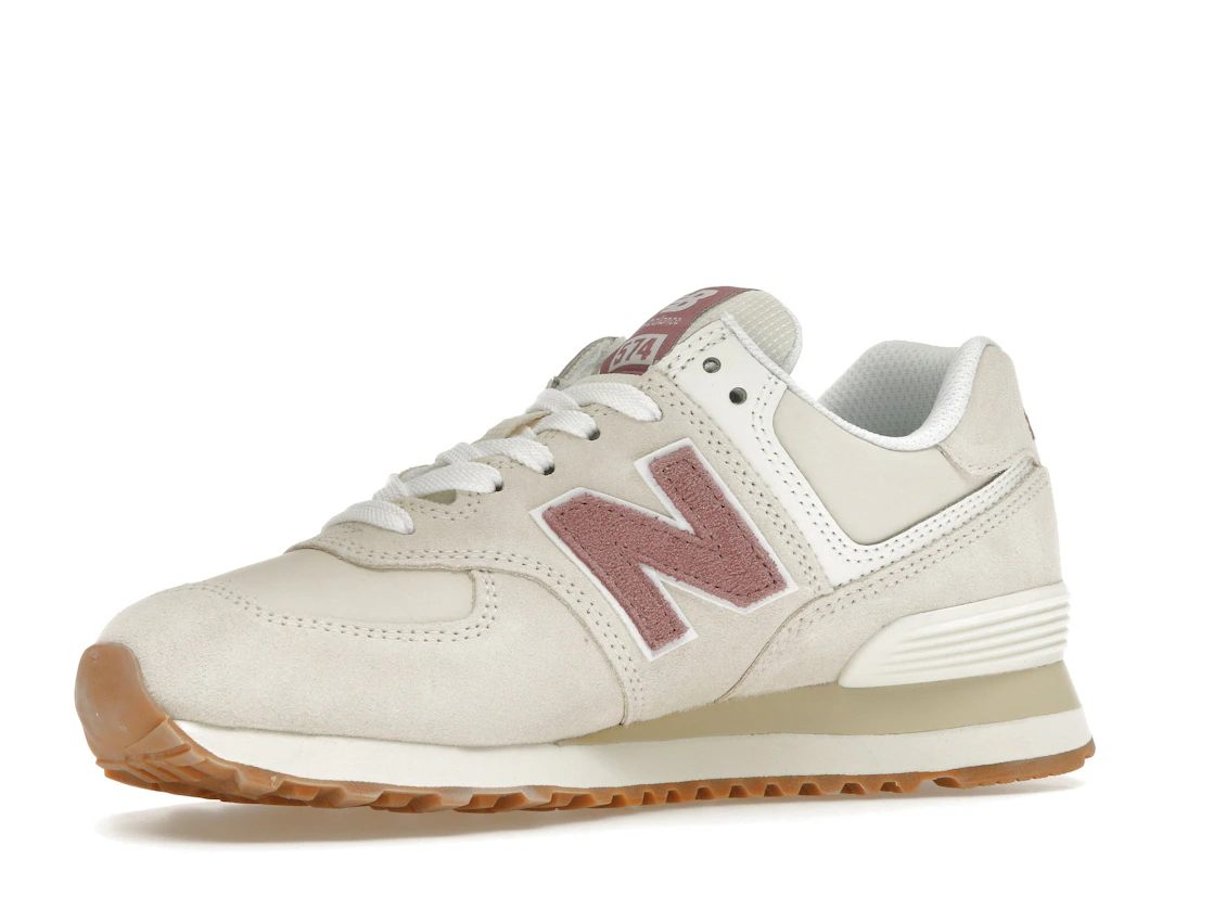 Vue 16 de New Balance 574 Sandstorm Angora 