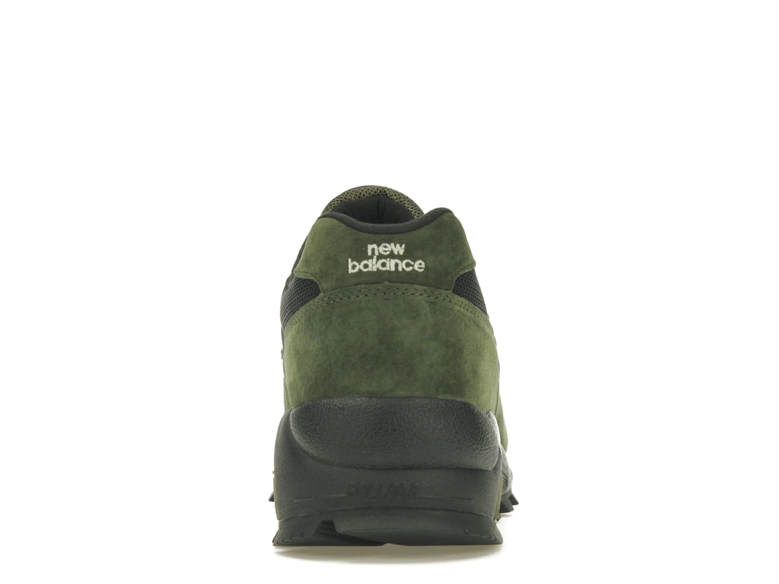 Vue 28 de New Balance 580 Gore-Tex Kombu