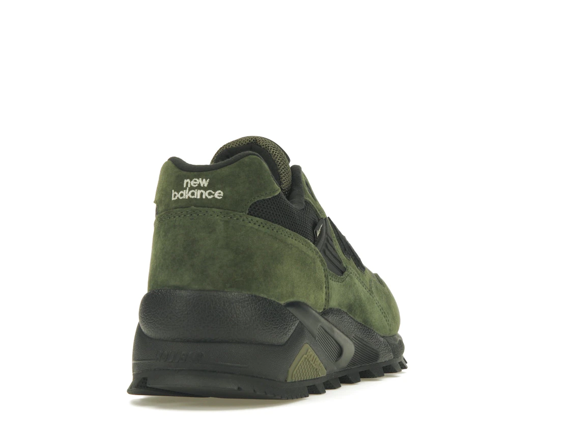 Vue 30 de New Balance 580 Gore-Tex Kombu
