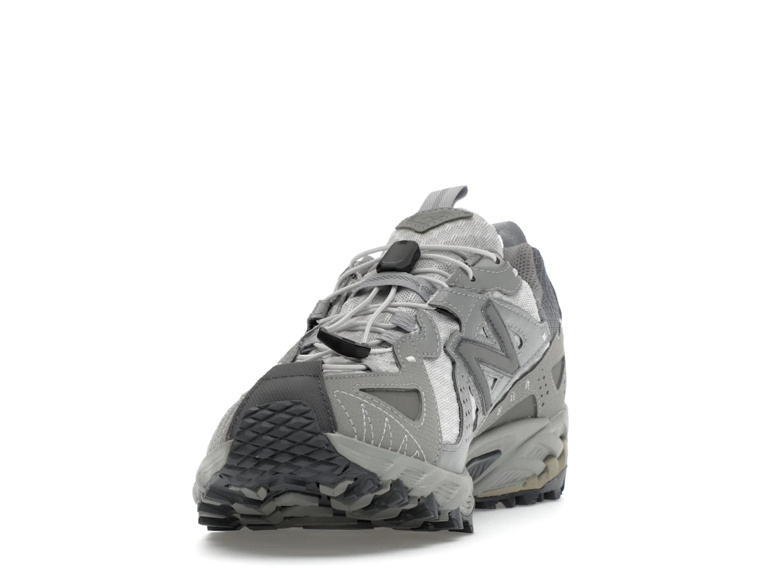 Vue 12 de New Balance 610 Gore-Tex Grey Matter Castlerock
