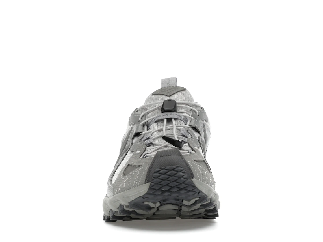 Vue 10 de New Balance 610 Gore-Tex Grey Matter Castlerock
