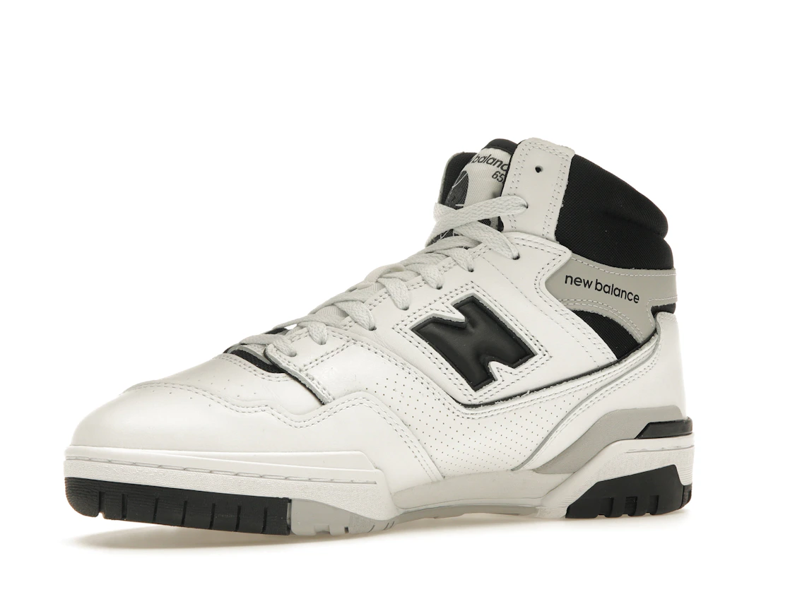 Vue 16 de New Balance 650R White Black Grey