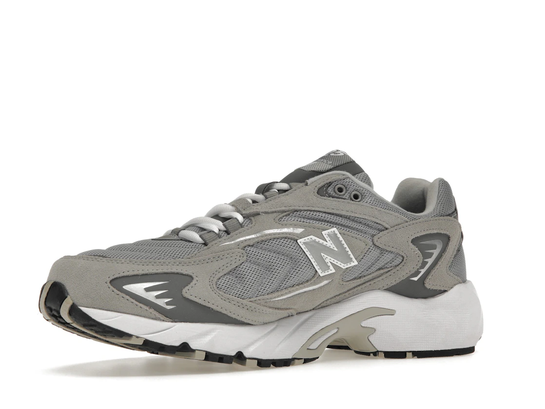 Vue 16 de New Balance 725 Grey