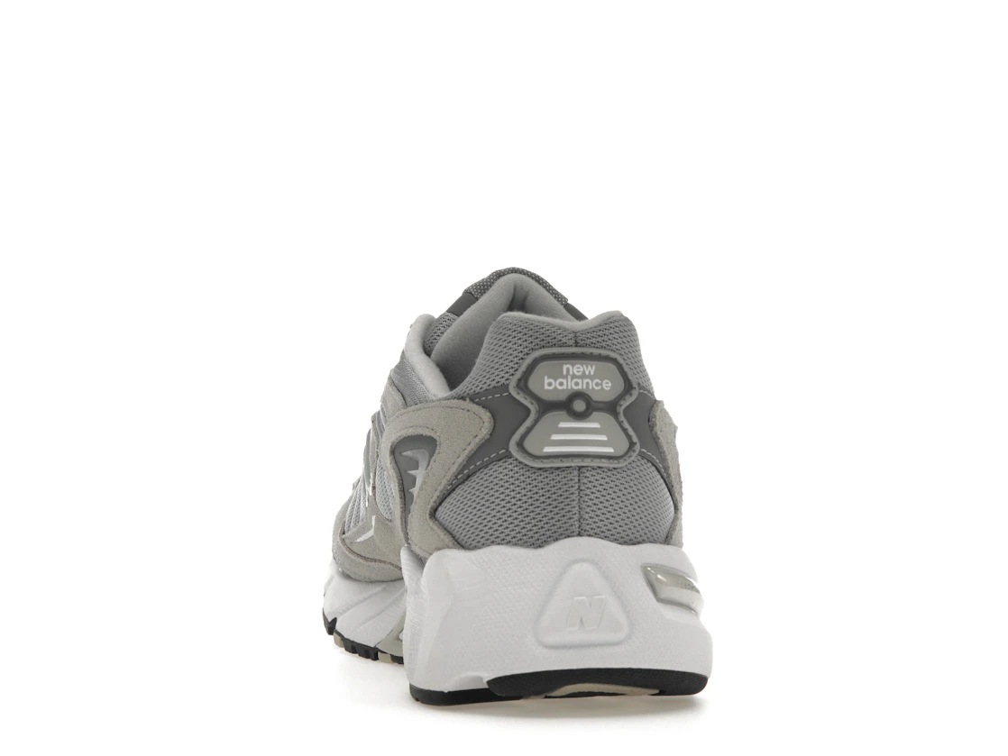 Vue 27 de New Balance 725 Grey
